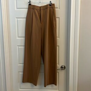 Uniqlo Trouser Pants in Camel Brown